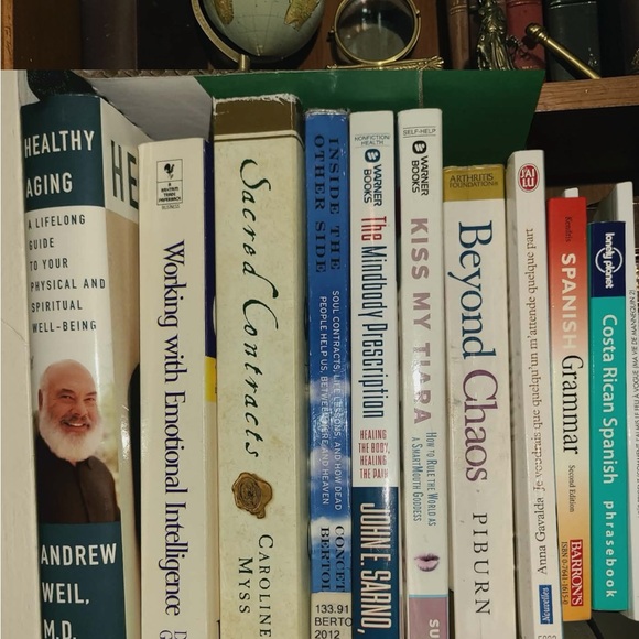 Book Bundle - Picture 2 of 2